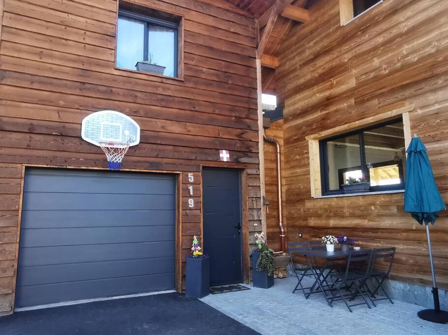 Appartement Vue Sur Le Golf Et Le Lac Leman Publier ภายนอก รูปภาพ